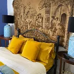 King Street Accomadation