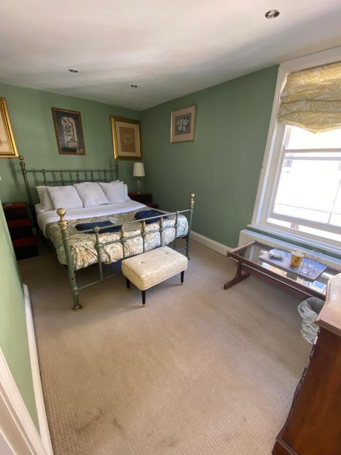 King Street Accomadation *